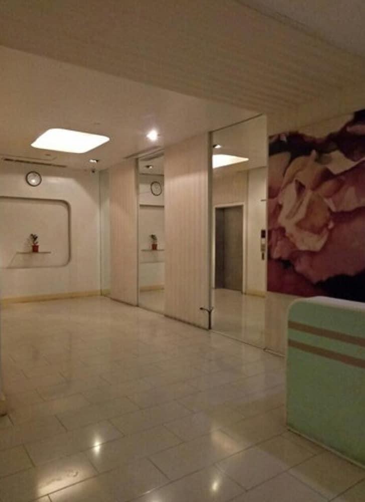 Dragonlink Suites Makati City Exterior foto
