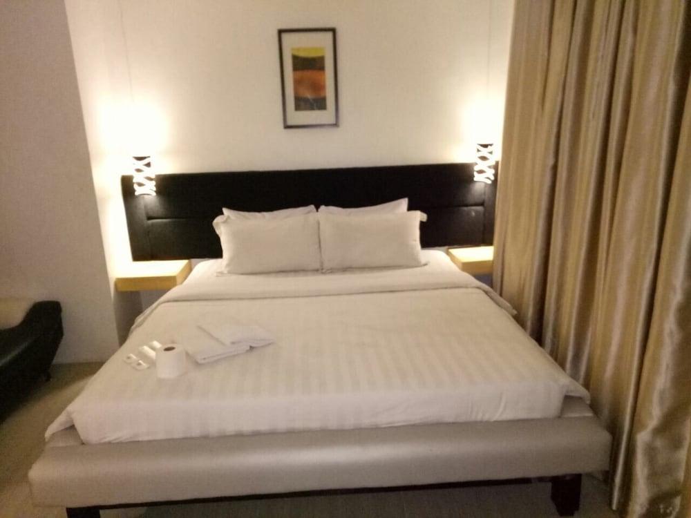 Dragonlink Suites Makati City Exterior foto